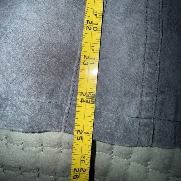Dennis Basso Women's Gray Lined Full Zip Suede Leather Jacket Size small. VGUC - Picture 7 of 11